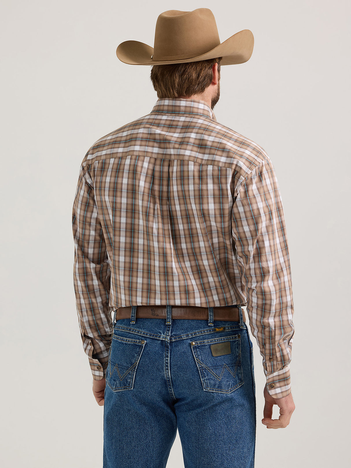 Wrangler Men's George Strait Long Sleeve Button Down Two Pocket Shirt - Big Brown Brown / / REG