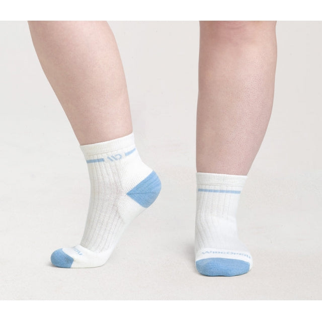 Wide Open Single Stripe Cushioned 1/4 White