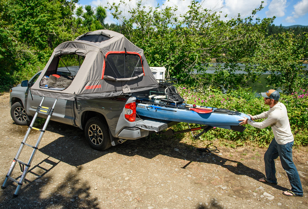 Yakima SkyRise HD Medium 4 Season Rooftop Tent