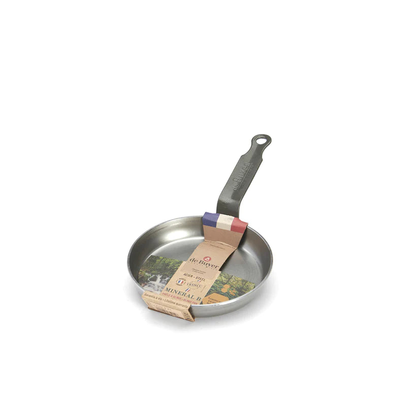 de Buyer MINERAL B Carbon Steel Egg & Pancake Pan