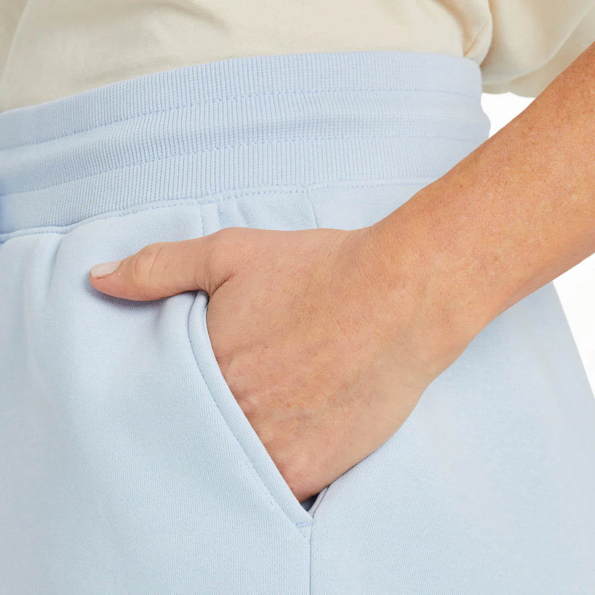 Life Is Good Womens Solid Good Vibes Fleece Shorts - Glacier Blue