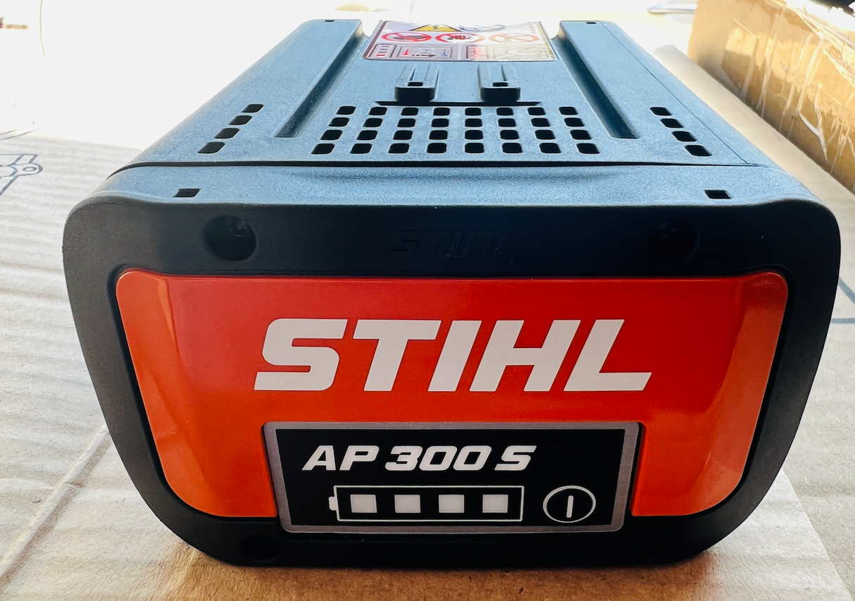 Stihl AP 300 S LITHIUM ION BATTERY