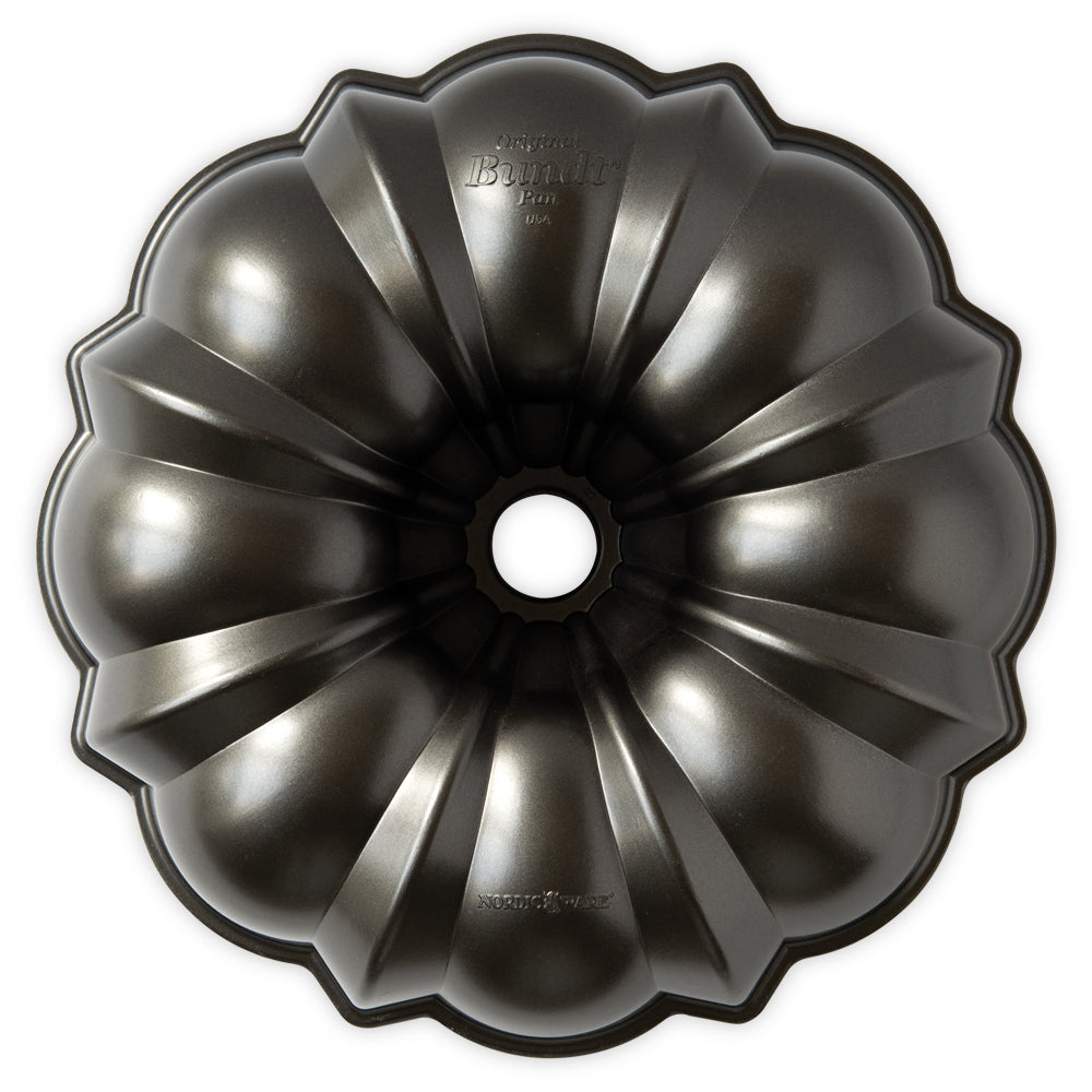 Nordic Ware Original ProCast Bundt Pan