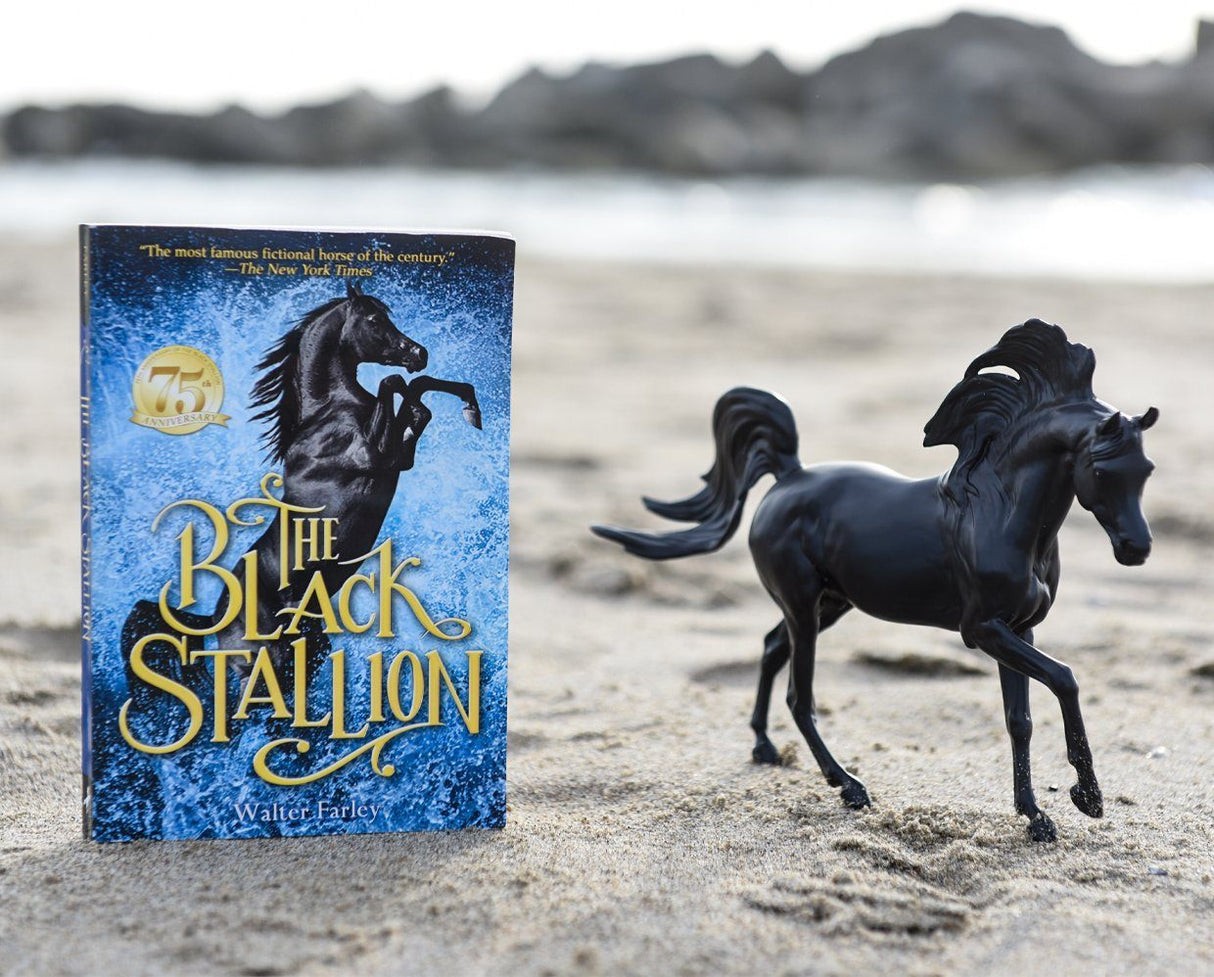 Breyer The Black Stallion Horse And Book Set