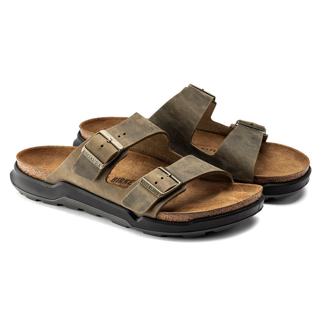 Birkenstock Men's Arizona Rugged Oiled Leather Sandal Faded khaki