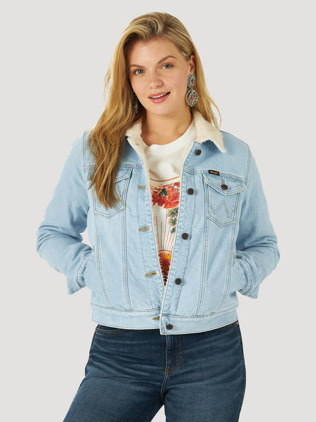 Women's Wrangler Retro Sherpa Lined Western Denim Jacket In Bleached Denim Bleached denim