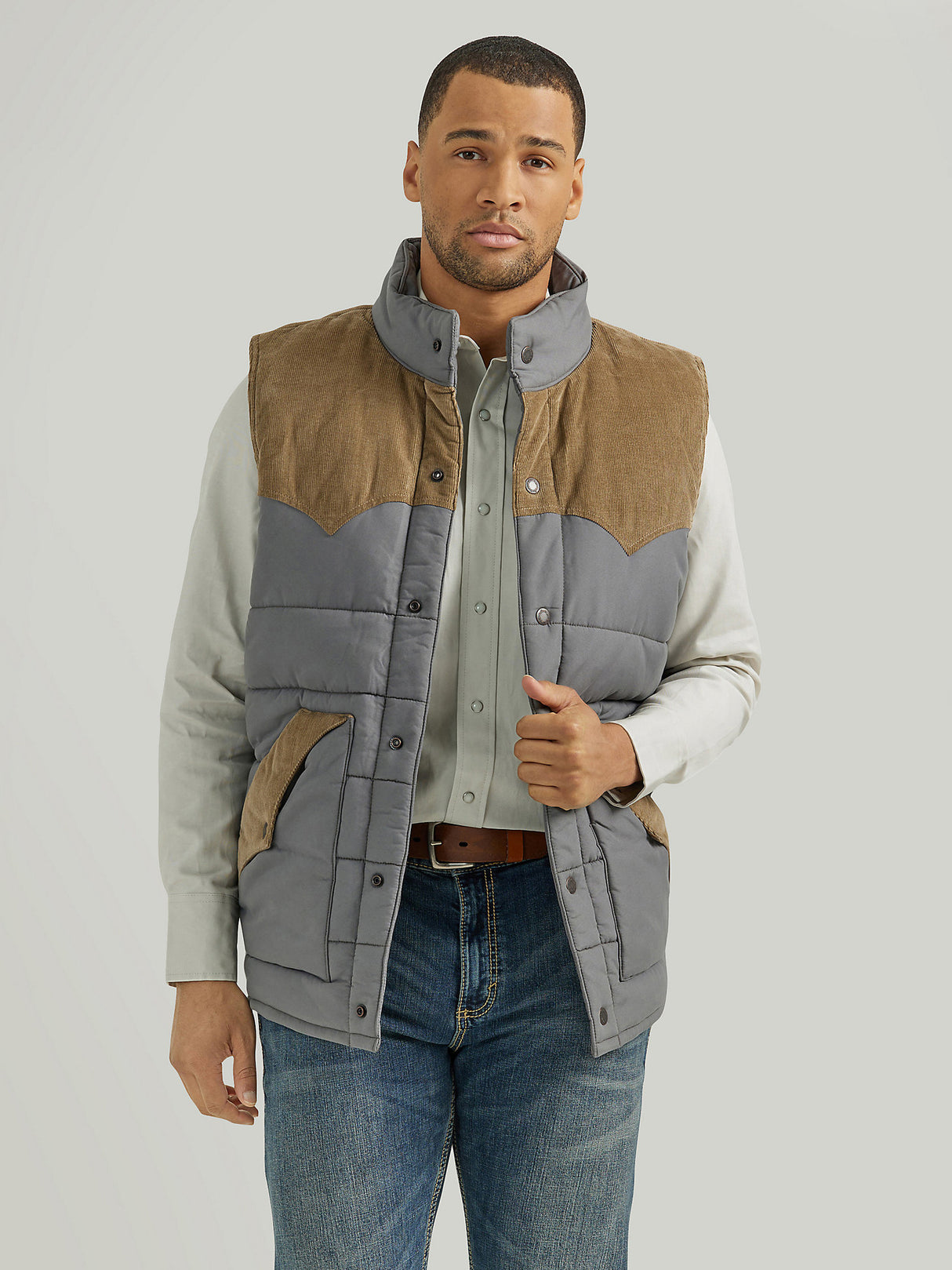 Wrangler Men's Corduroy Yoke Puffer Vest - Fence Post Fence Post