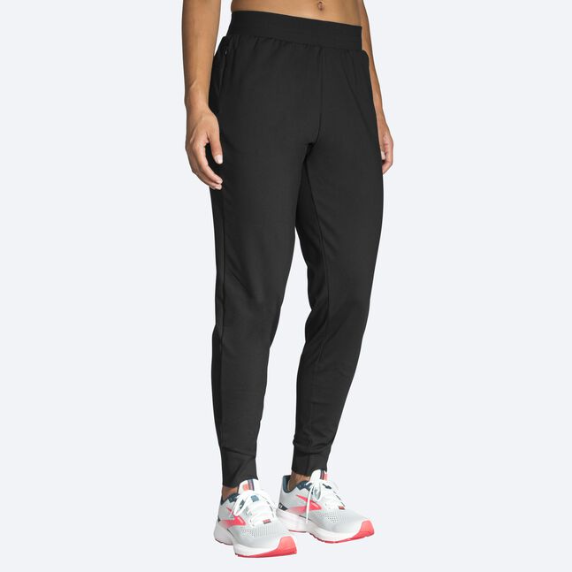 Brooks Women's Momentum Thermal Pant Black