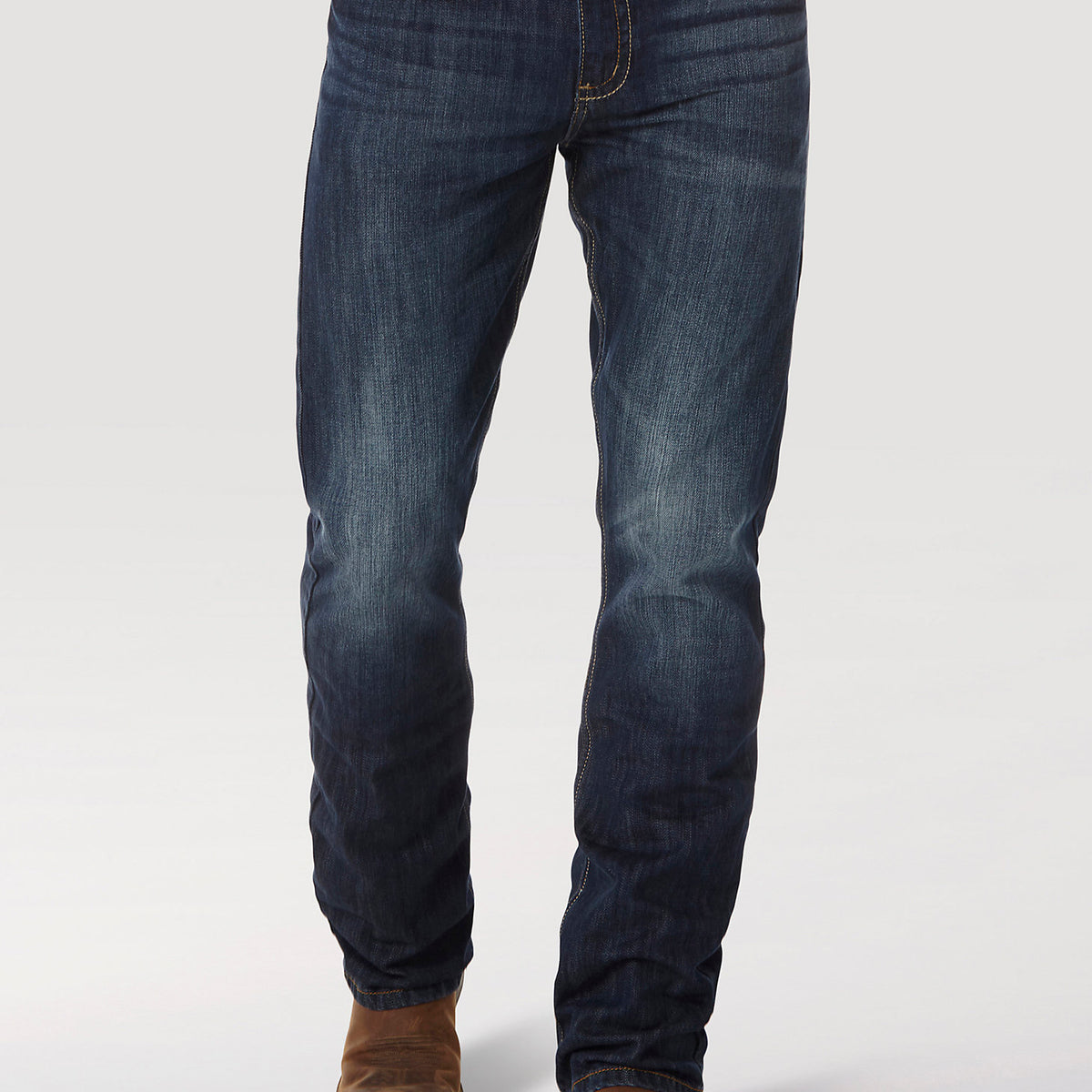 MEN'S WRANGLER RETRO® SLIM FIT BOOTCUT JEAN IN LAYTON