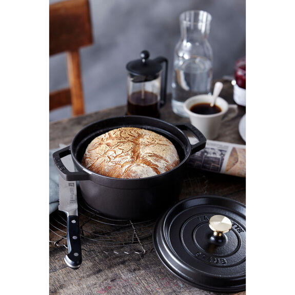 Staub 4 Qt Round Cocotte