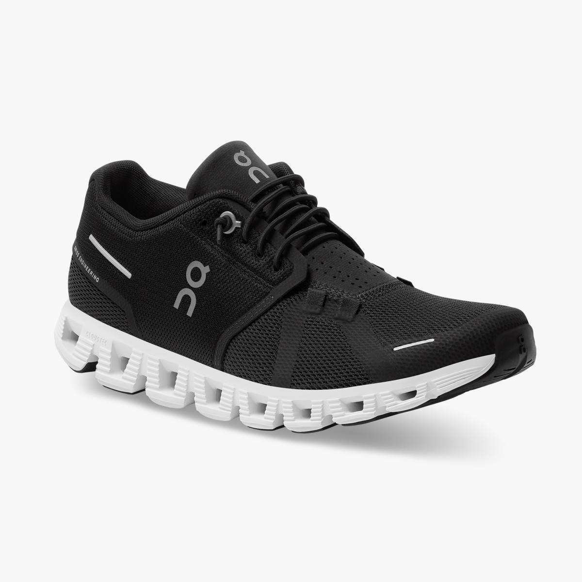 On Cloud Women's Cloud 5 Shoe Black/White /  / M