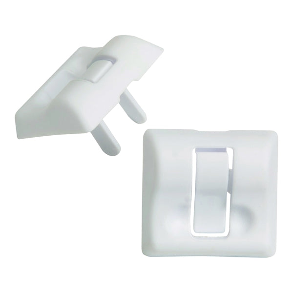 Safety 1st Press and Pull Plug Protector