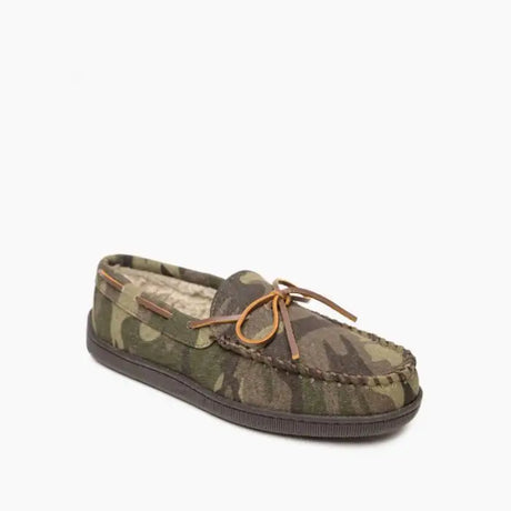 Minnetonka Men's Pile Lined Hardsole Moccasin Slippers Green Camo