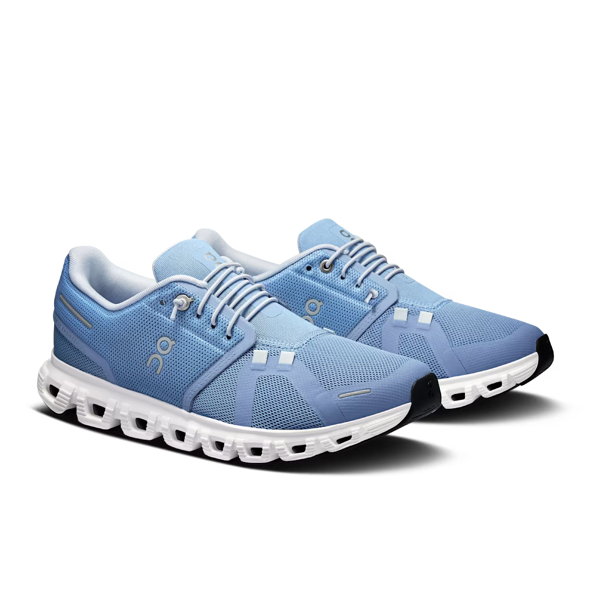 On Cloud Cloud 6 Womens Shoe Chambray/white