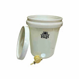 Harvest Lane Honey Beekeeping 5 Gallon Bucket with Gate