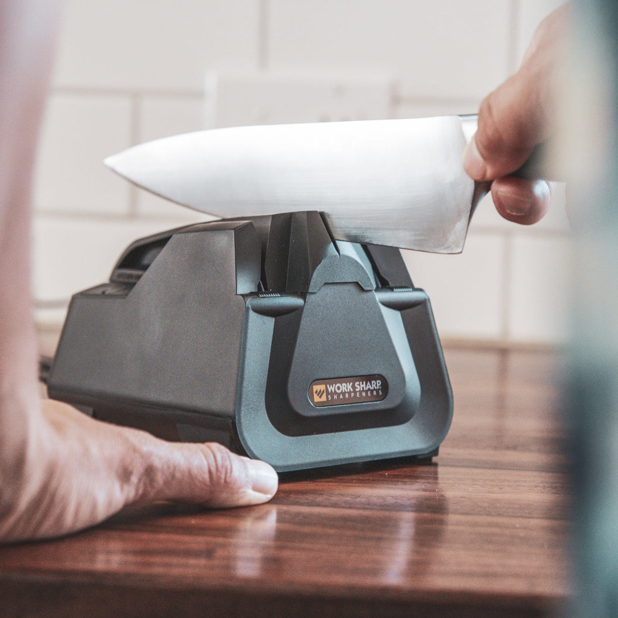 Electric Kitchen Sharpener