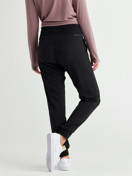 Women's Bamboo-Lined Breeze Pull-On Jogger - Black