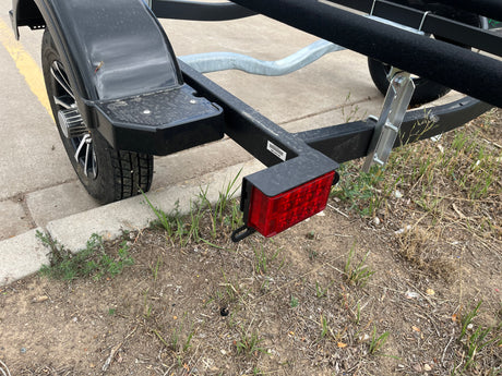 JAXOutdoorGearFarmandRanch Karavan Wide bunk boat trailer