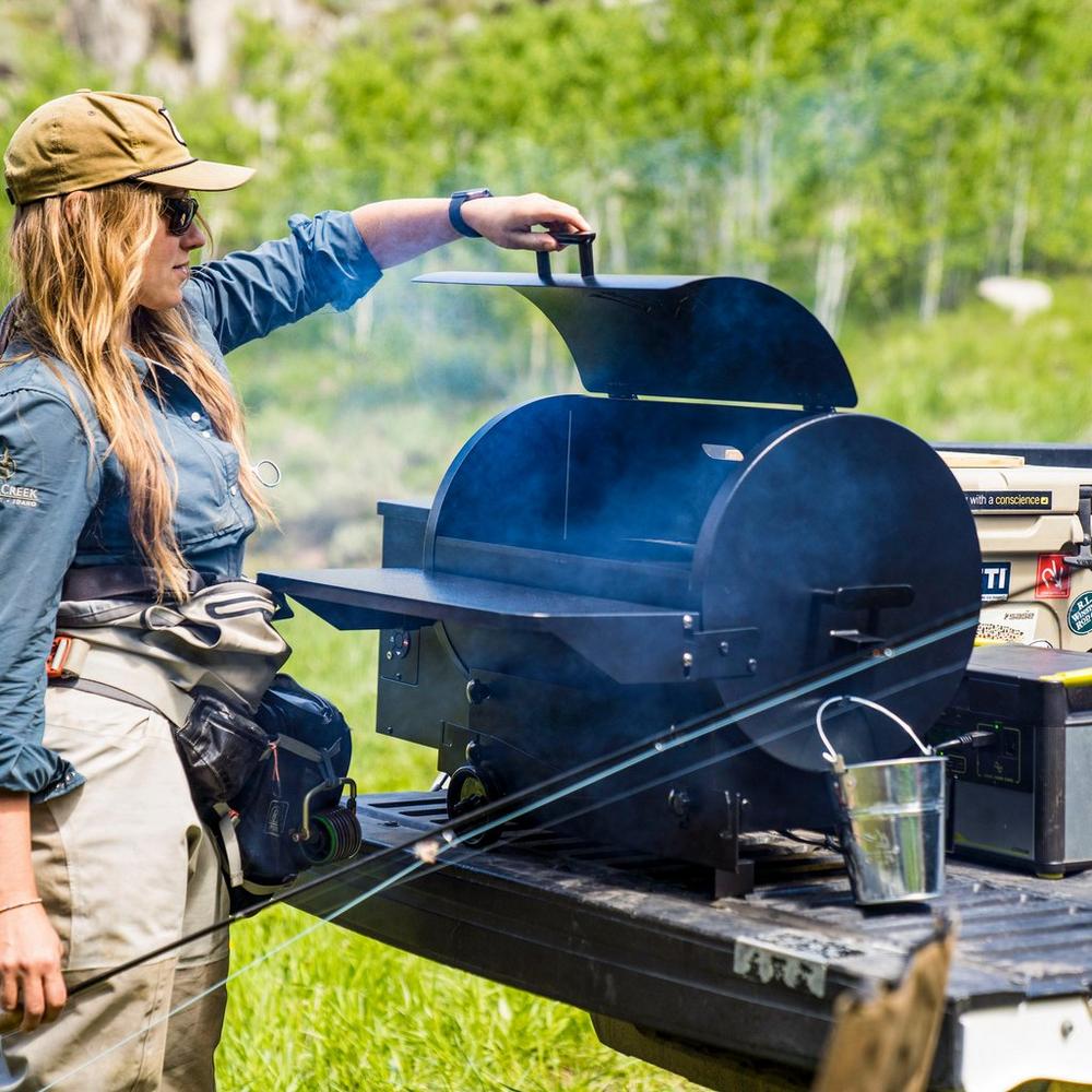 Traeger Tailgater 20 Pellet Grill