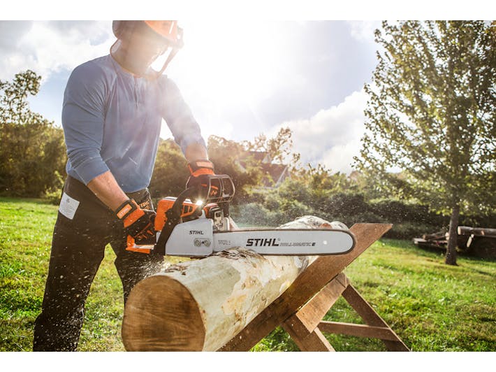 Stihl MS 250-Z Chainsaw (GAS)