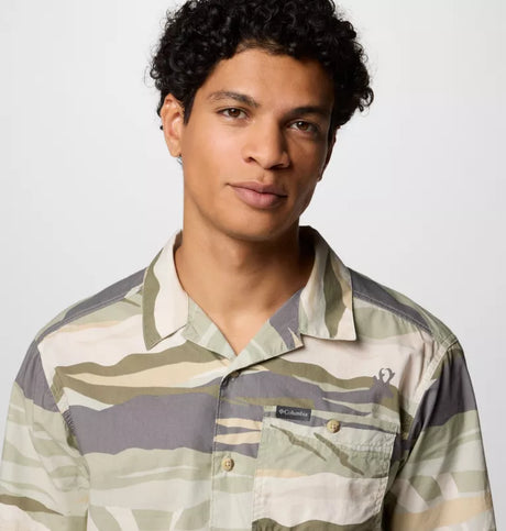 Columbia Mens Pine Canyon Short Sleeve Shirt - Safari Rouge Valley