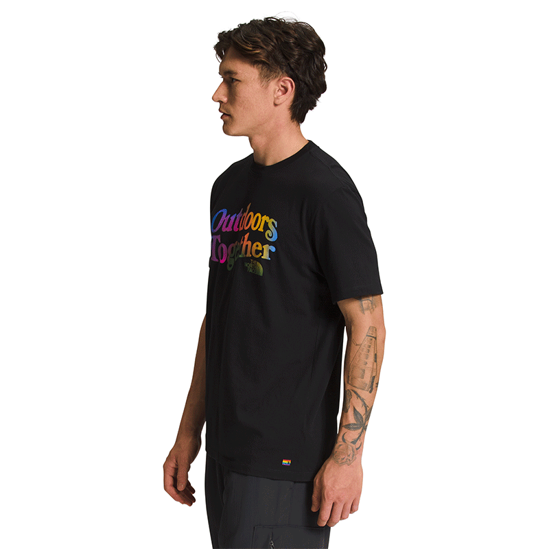 THE NORTH FACE Men's Short Sleeve Pride Tee