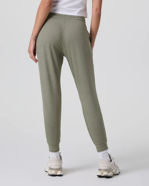 Vuori Performance Jogger - Laurel Heather