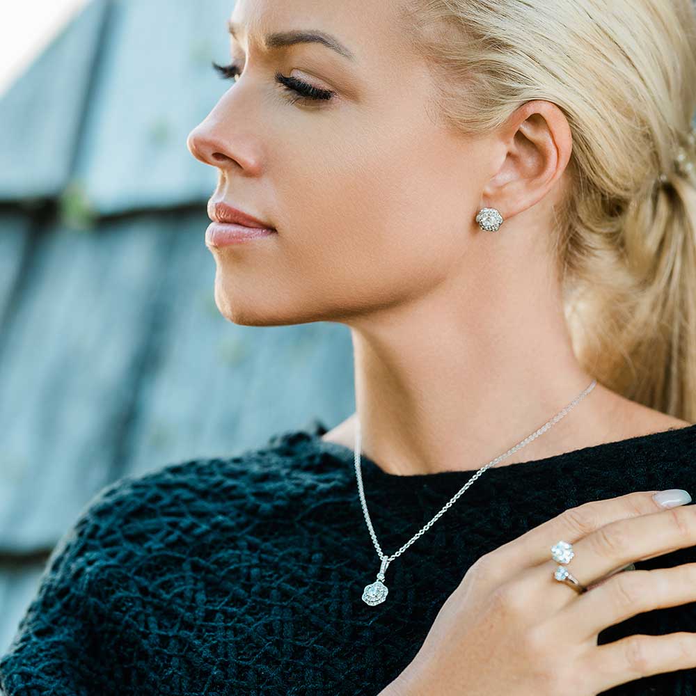 Montana Silversmiths Petals In The Moonlight Crystal Earrings