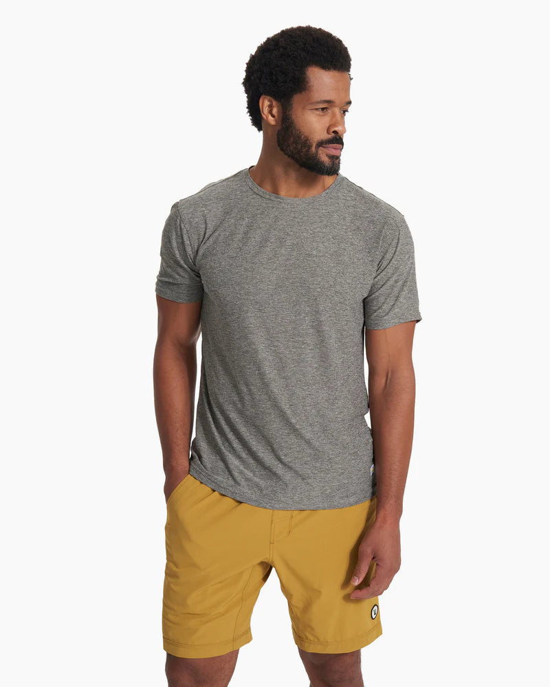 Vuori Men's Strato Tech Tee Heather grey