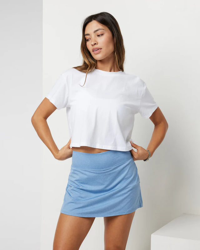 Vuori Women's Short-Sleeve Feather Cross Back - White White