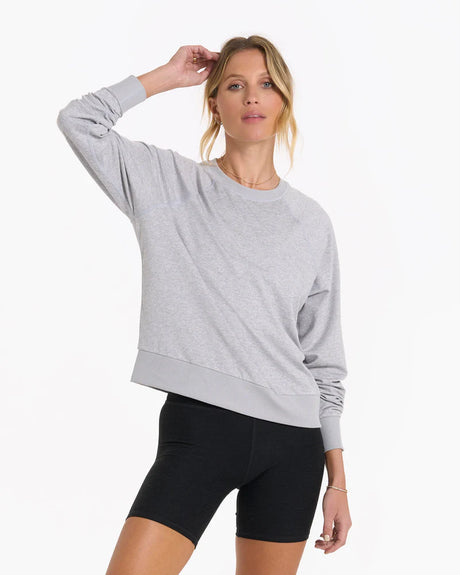 Vuori Women's Long-sleeve Halo Crew Pale grey heather