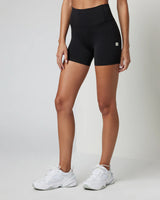 Vuori Women's AllTheFeels Short - Black Black