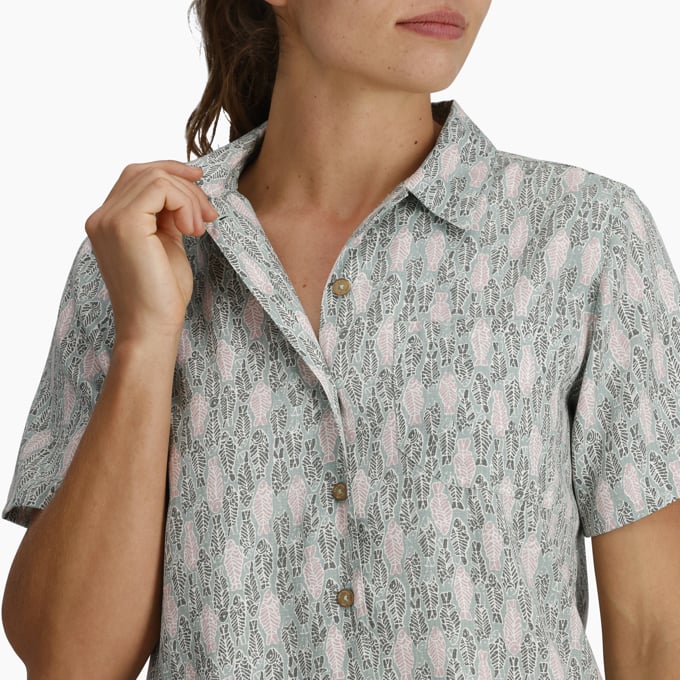 Royal Robbins Womens Camino Pucker Short Sleeve - Summer Sky Fish Print