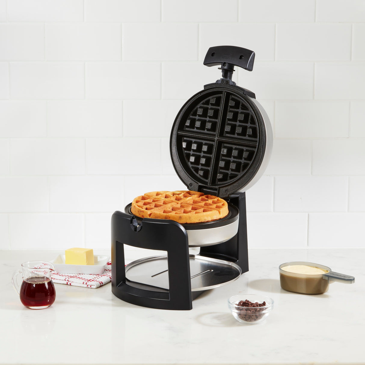 Cuisinart Flip Belgian Waffle Maker One Color