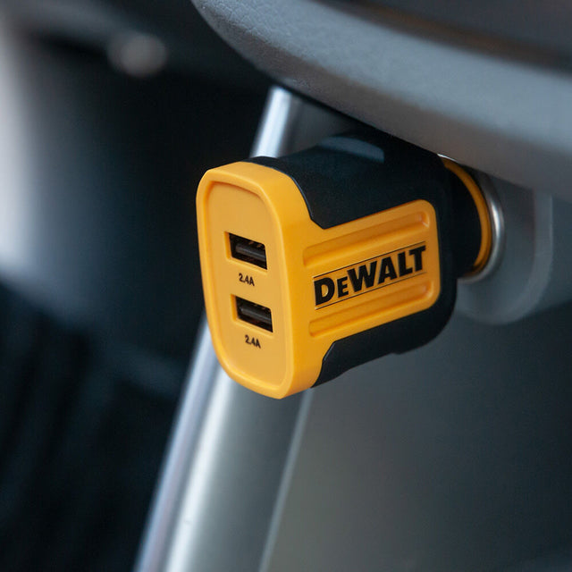 Dewalt 2-Port Mobile USB PD Charger