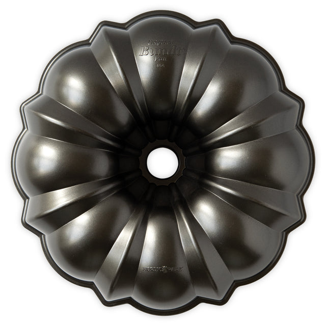 Nordic Ware Original ProCast Bundt Pan