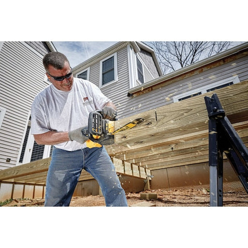 Dewalt 20V Max XR Compact 12in Cordless Chainsaw (tool only)