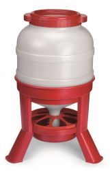 Miller MFG 45 Pound Plastic Dome Feeder