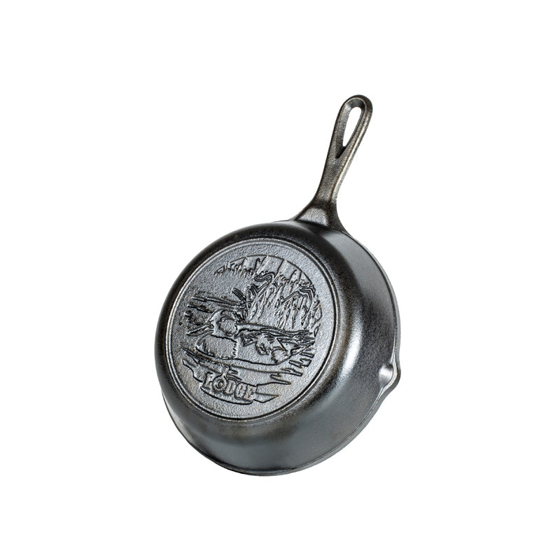 Lodge Manufacturing Wildlife Series Skillet - Thumbnail 3