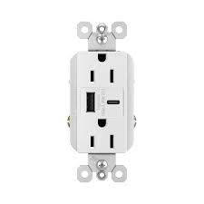 Pass & Seymour 15A 125V Duplex Outlet with USB A & C, White