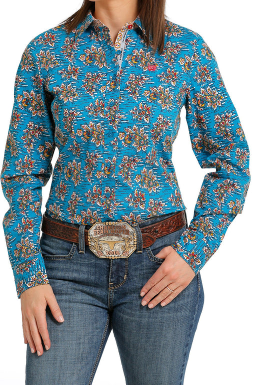 Cinch Women's Button-Down Long Sleeve Western Shirt / Blue