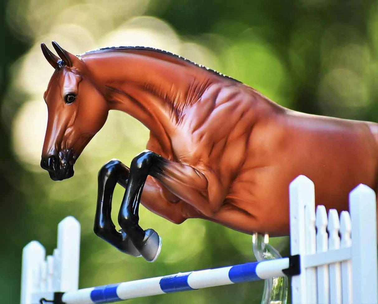 Breyer Voyeur Show Jumper